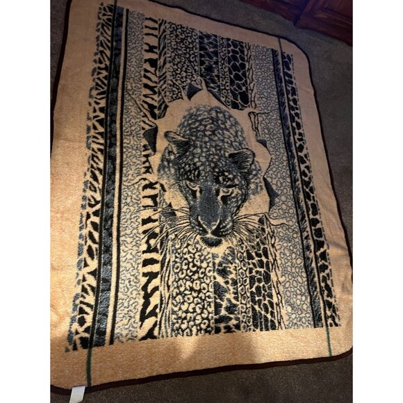 VTG SAN MARCOS Throw LEOPARD Blanket High Pile Two Sided 67” x 85 ” - Picture 2 of 7